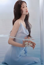 陈都灵跌入冰蓝之境