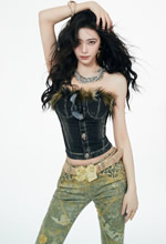 许佳琪化身千禧辣妹