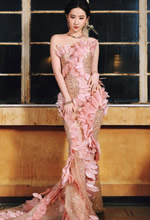 刘亦菲赴一场玫瑰之约