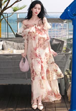 刘诗诗迎着和煦的午日阳光