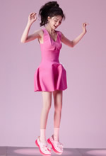 白鹿甜度满格释放梦幻引力