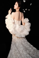 包上恩披上白玫瑰婚纱