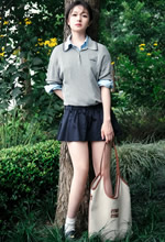 李兰迪走进森林心静自然凉