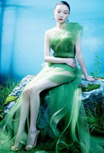 倪妮绿野仙踪倩影半掩面